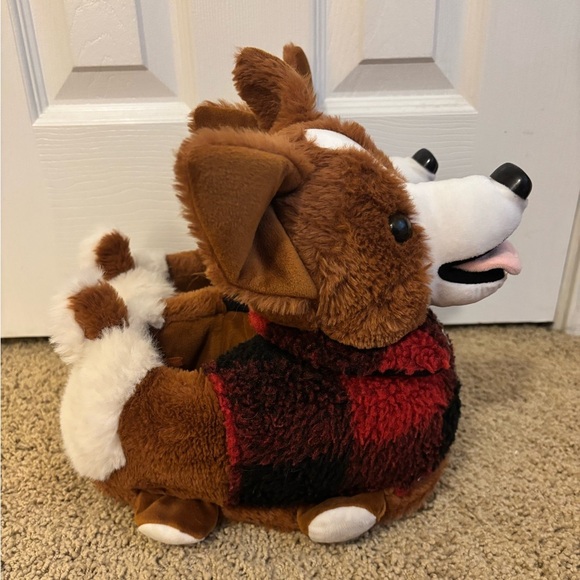 Plaid Corgi Plush Slippers by American Eagle | Like New | Size S\M - Picture 1 of 7